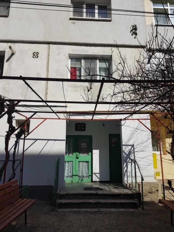 Apartament Gold Luxury Appartamento Tîrgu Ocna Esterno foto